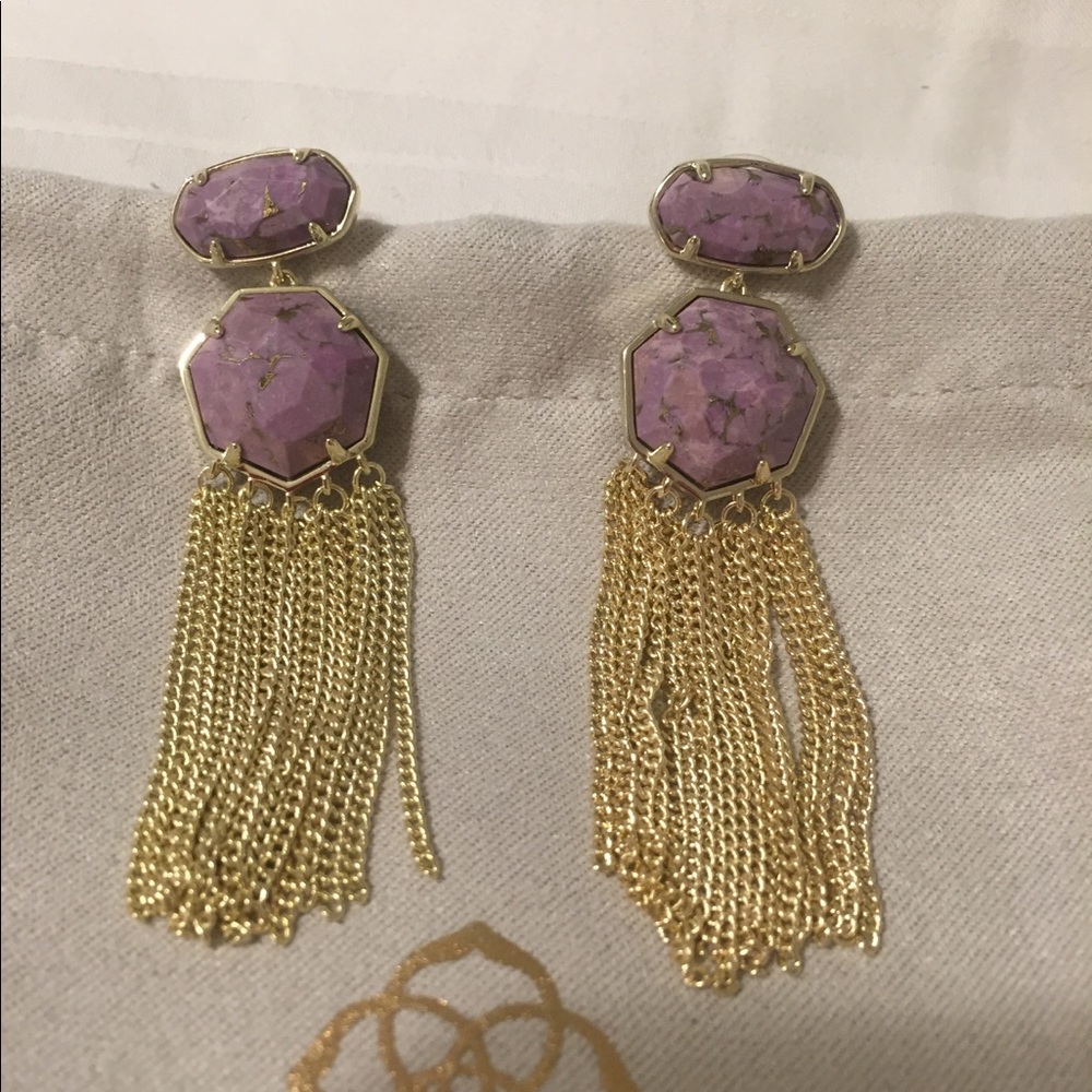 Kendra Scott “Tae” earrings in bronze vein lilac